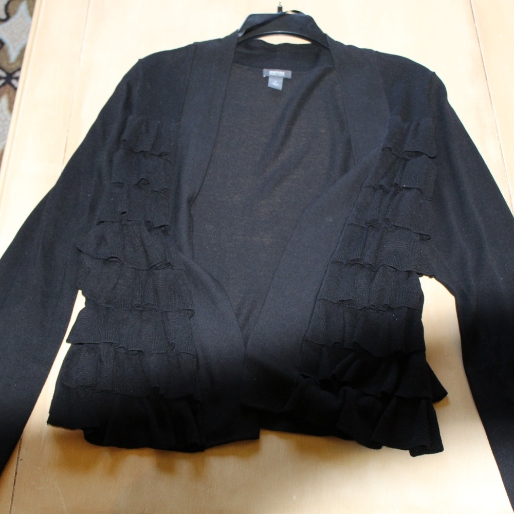 Black shirt